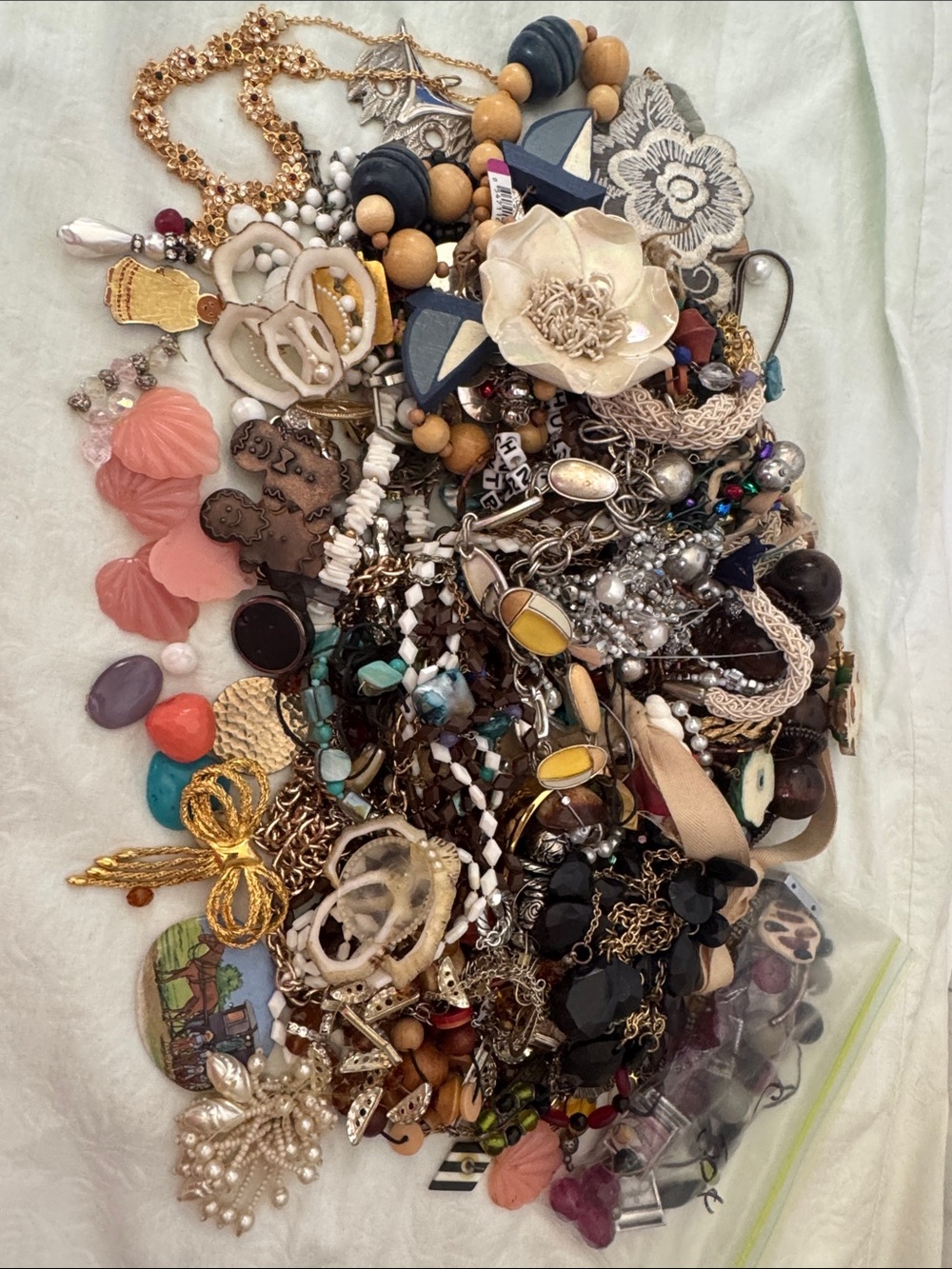 4lbs Mixed Craft Jewelry Bead Lot for repair or crafting Vintage & Modern